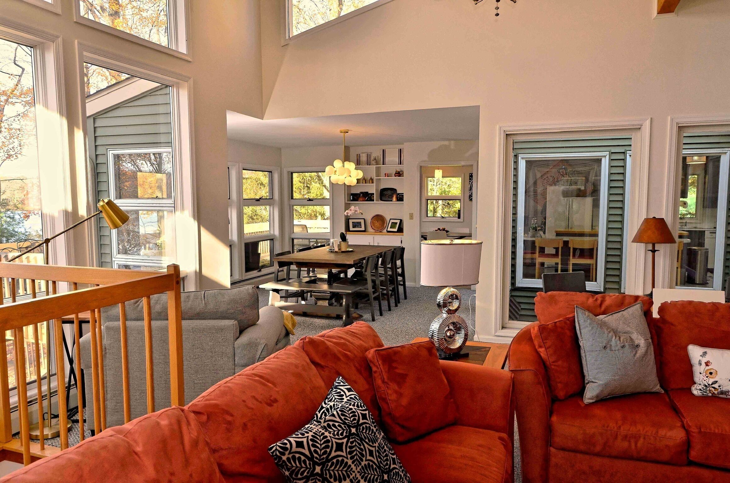 Luxury Poconos Lake Front: Hot Tub / Sauna / Game Room / Kayaks / Private Beach