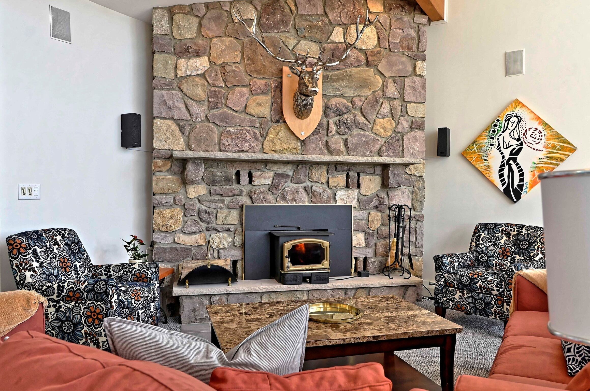 Luxury Poconos Lake Front: Hot Tub / Sauna / Game Room / Kayaks / Private Beach