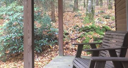 Viihtyisä mökki, upea perheelle ja ystäville!