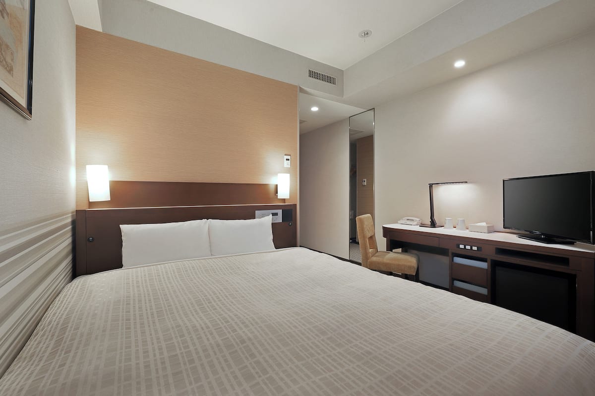 Doppelzimmer, Nichtraucher | 1 Schlafzimmer, Schreibtisch, kostenloses WLAN