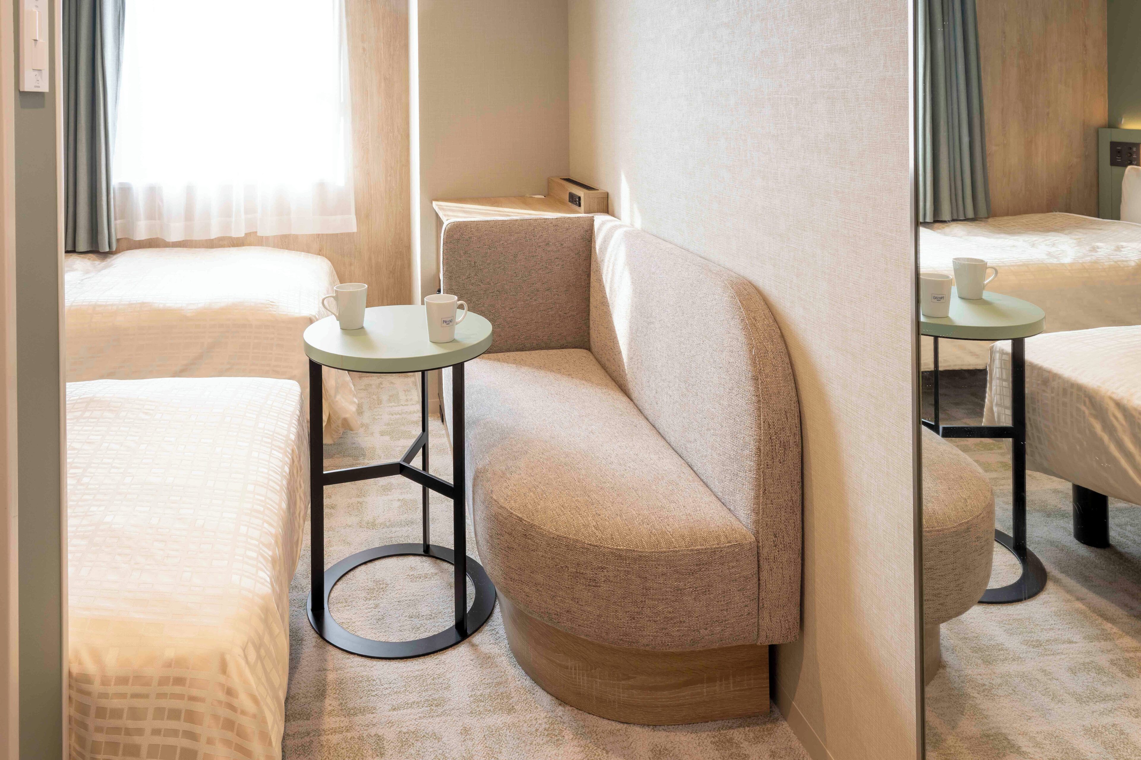 [Renovated] Twin Room Non-Smoking (Room size 15 SQM, Bed width 103 cm) | Desk, free WiFi