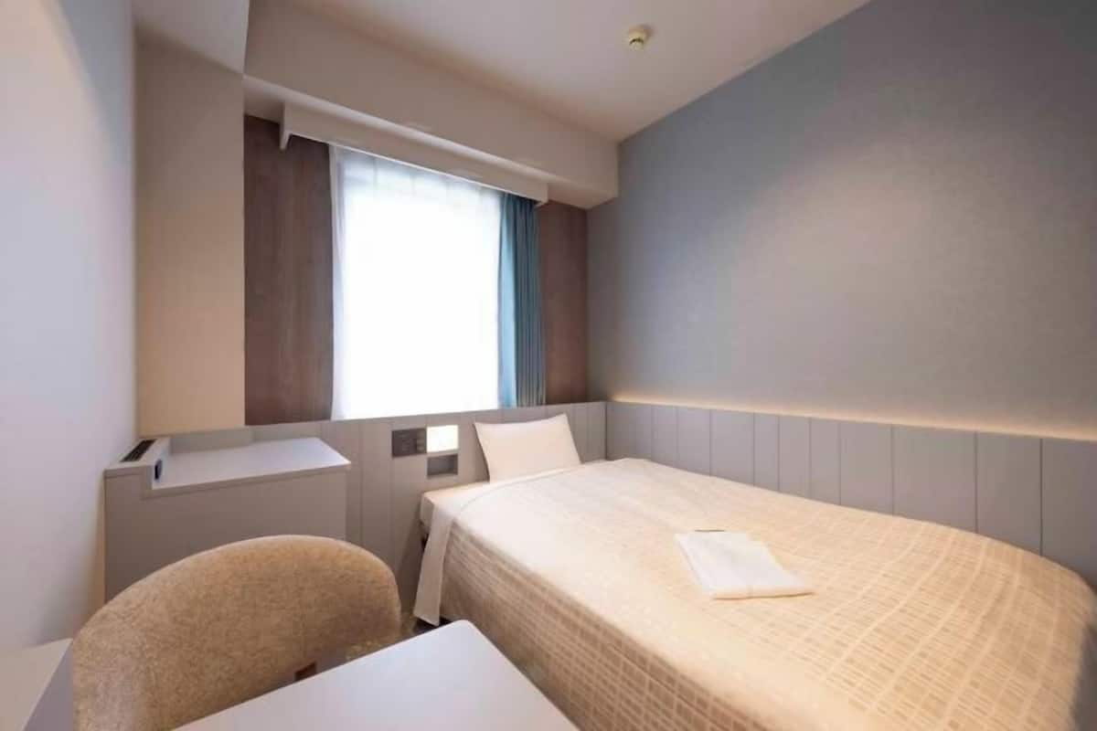 1 bedroom, desk, free WiFi