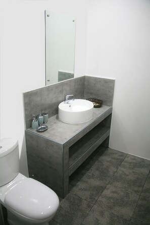 Bathroom - Panglao Bamboo Oasis (Panglao)