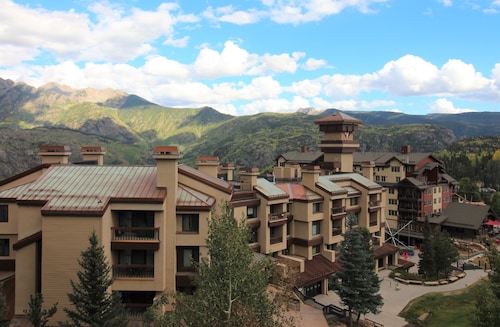 ULTIMATE PURGATORY SKI PAD