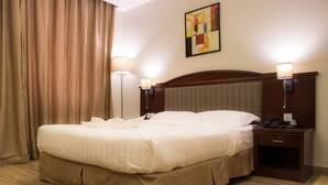 Quarto casal ou duplo luxo, para não fumantes, vista para o lago