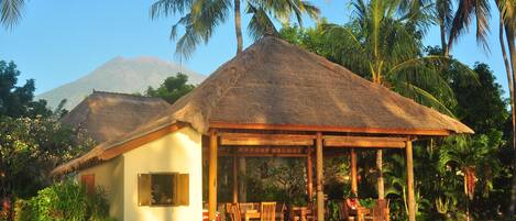 Breakfast, lunch, dinner served; beach views