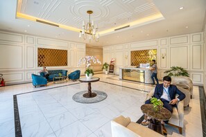 Lobby lounge - Dream House Apartment (Ho Chi Minh City)