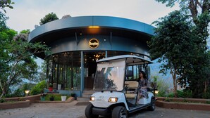 Reception - Eterno Camellia & Elettaria Luxury Resort Munnar (Pottankadu)