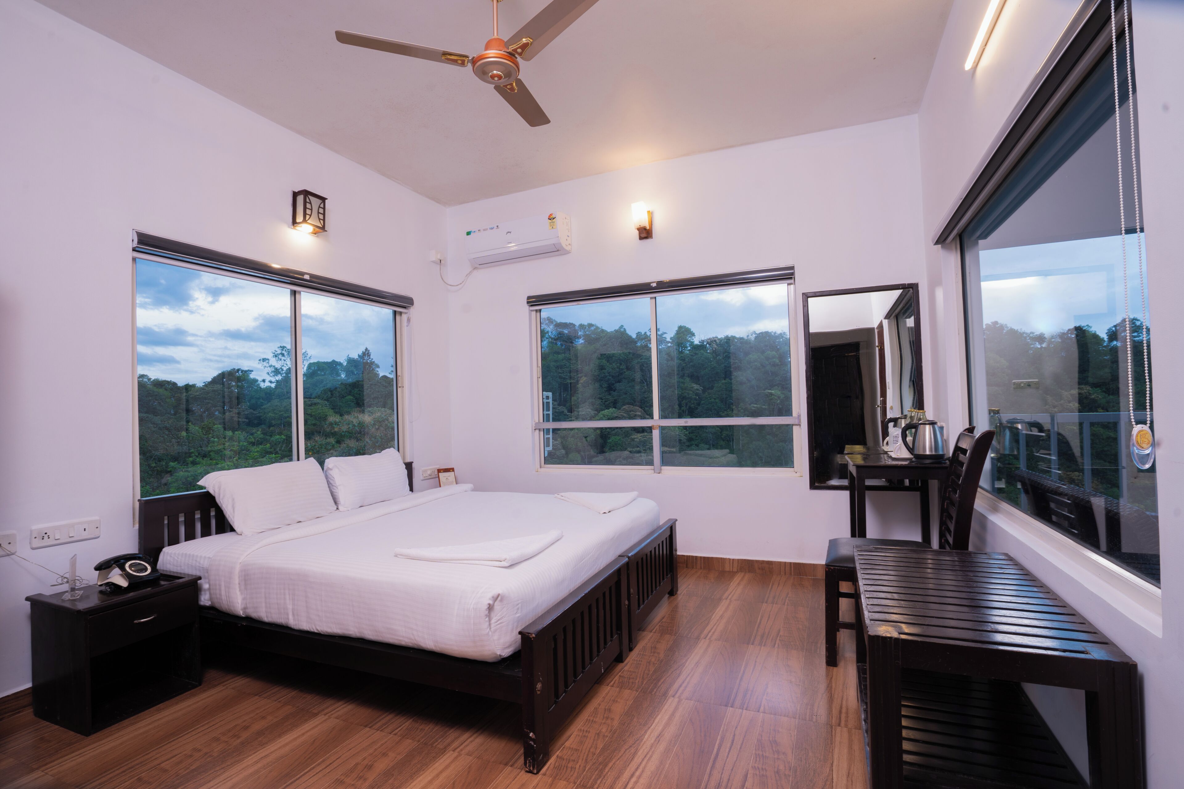 Executive Valley View Suite AC with Balcony | Desk, laptop workspace, blackout drapes, iron/ironing board (on request)
