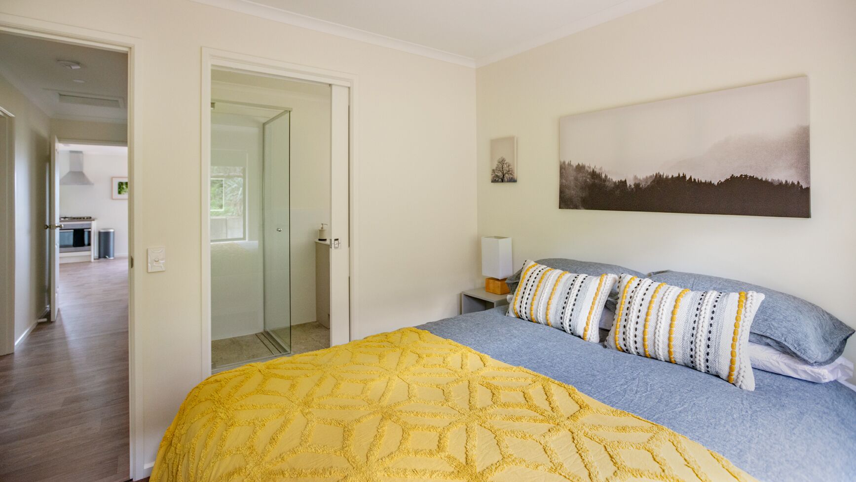 McLaren Vale Getaways - Hillside House — image 12