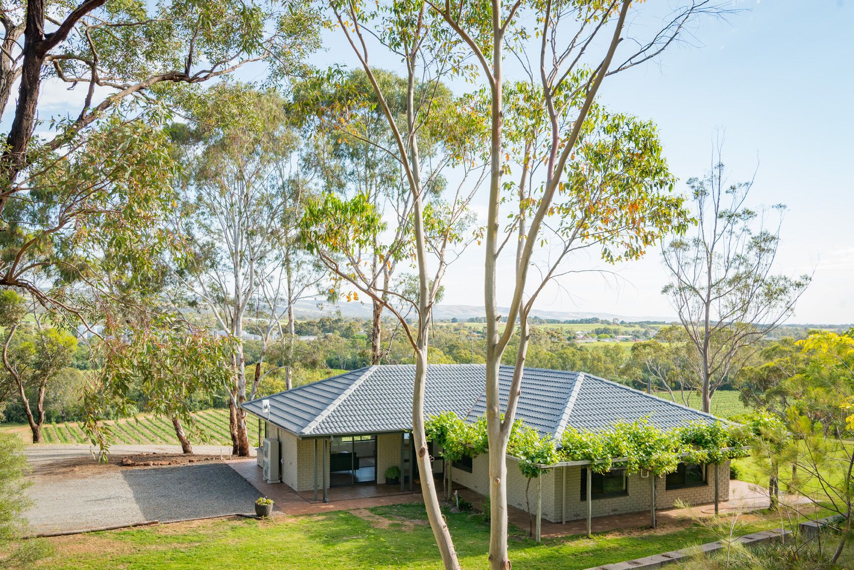 McLaren Vale Getaways - Hillside House — image 2