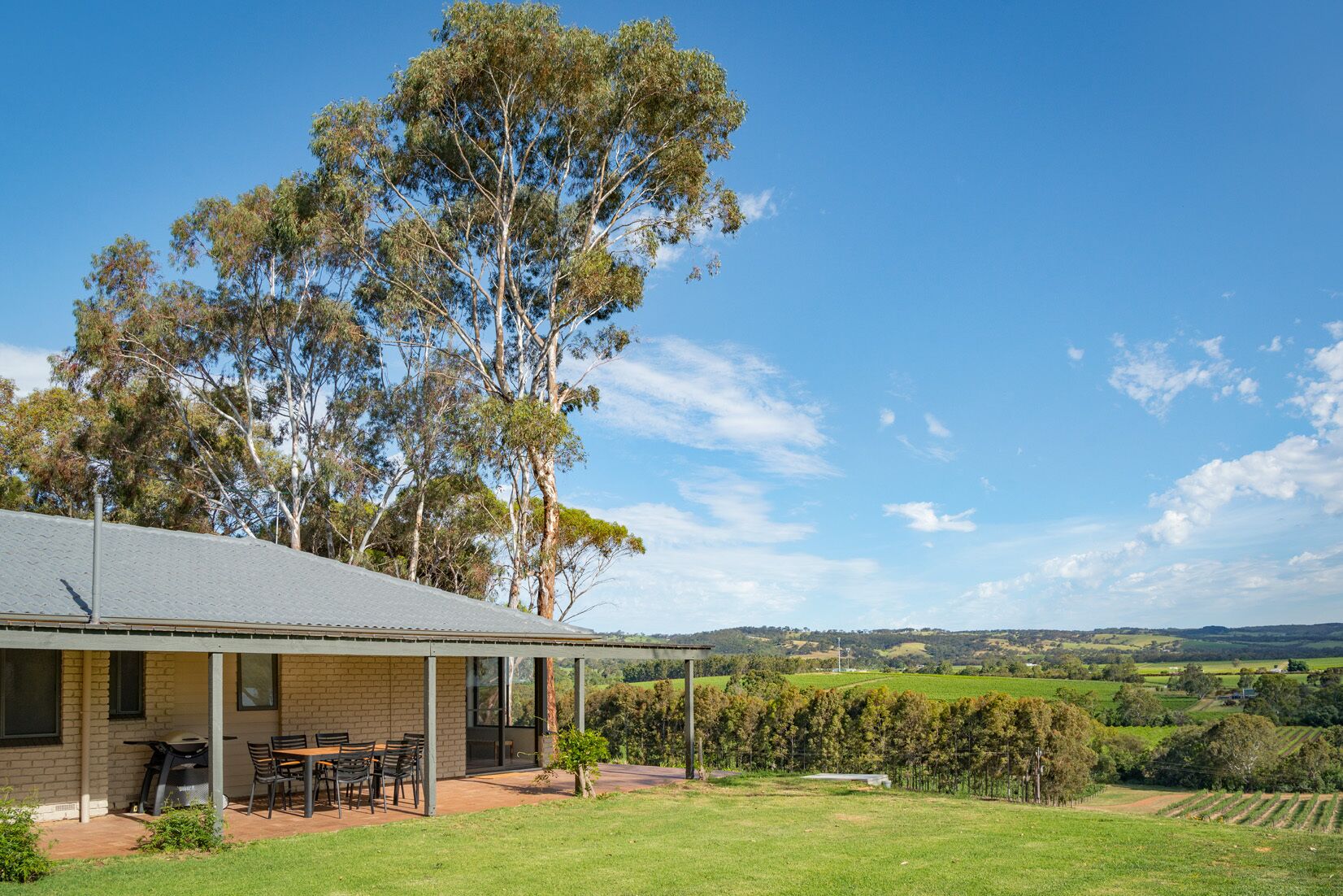 McLaren Vale Getaways - Hillside House — image 4