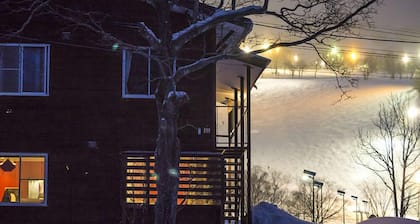Annupuri Mountain View Lodge