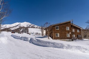 Exterior - Annupuri Mountain View Lodge (Niseko)