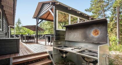 8 bedroom stunning home in Ebeltoft