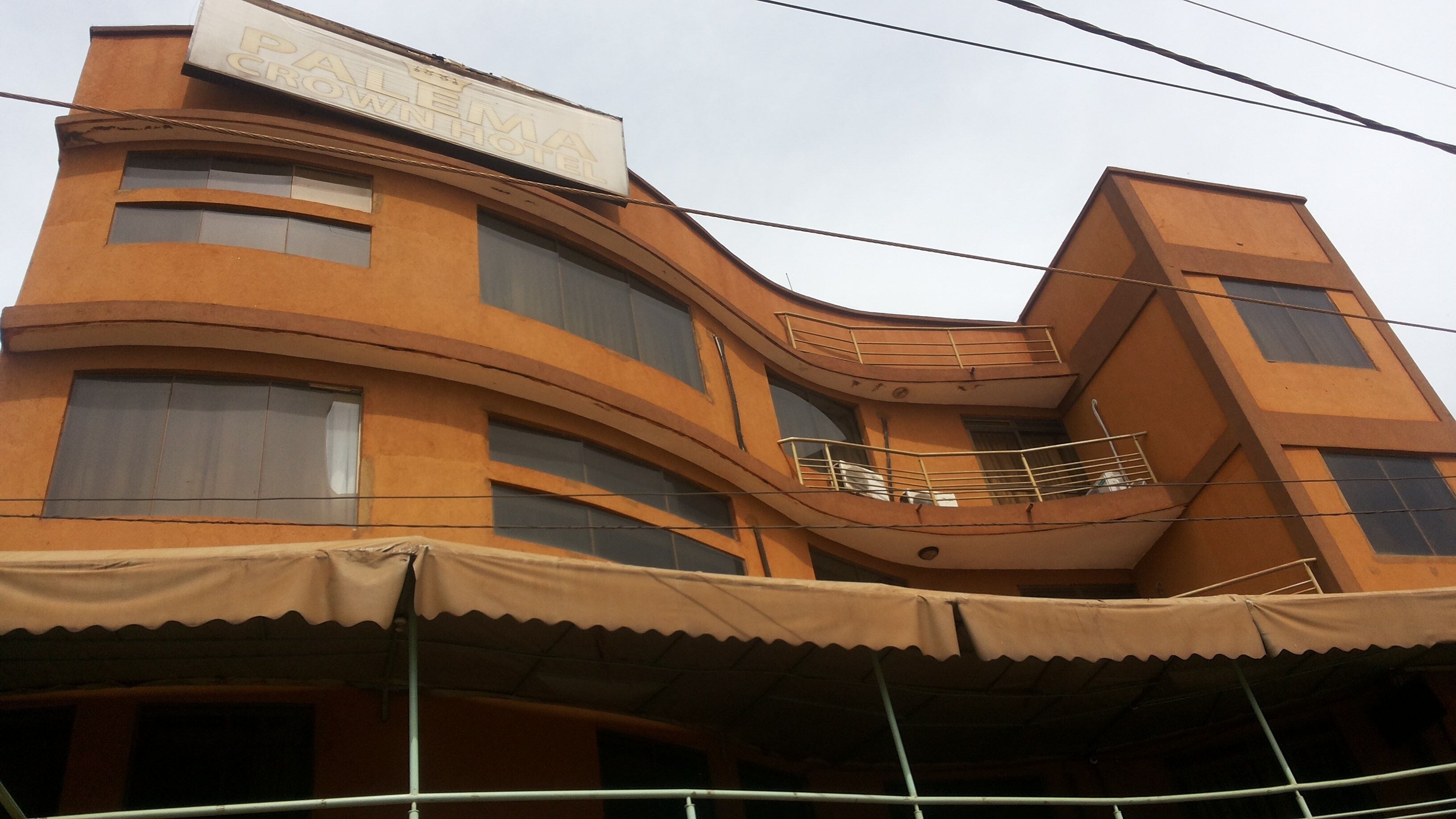 واجهة المنشأة