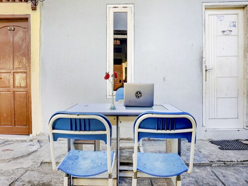 OYO 1187 Penginapan Bunda