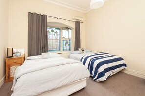 Maison, 4 chambres | 4 chambres, décoration personnalisée, ameublement personnalisé