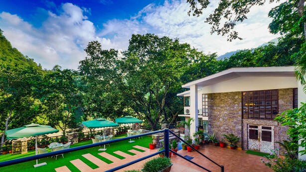 Front of property - Summit By The Ganges Beach Resort & Spa (Narendranagar)