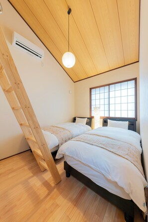Private Vacation Home | 2 bedrooms, WiFi (free), bed sheets - Yadoya Hakutei-An (Tokyo)