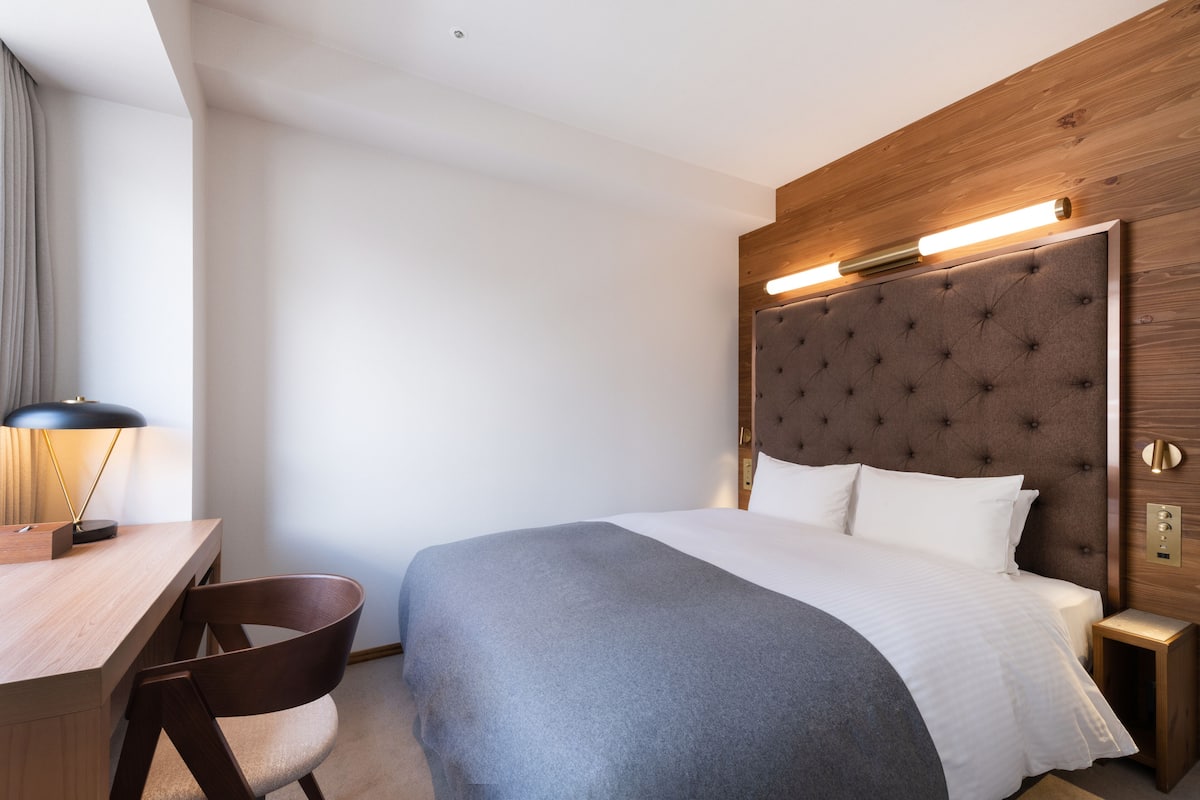Standard Room, 1 Queen Bed, Non Smoking