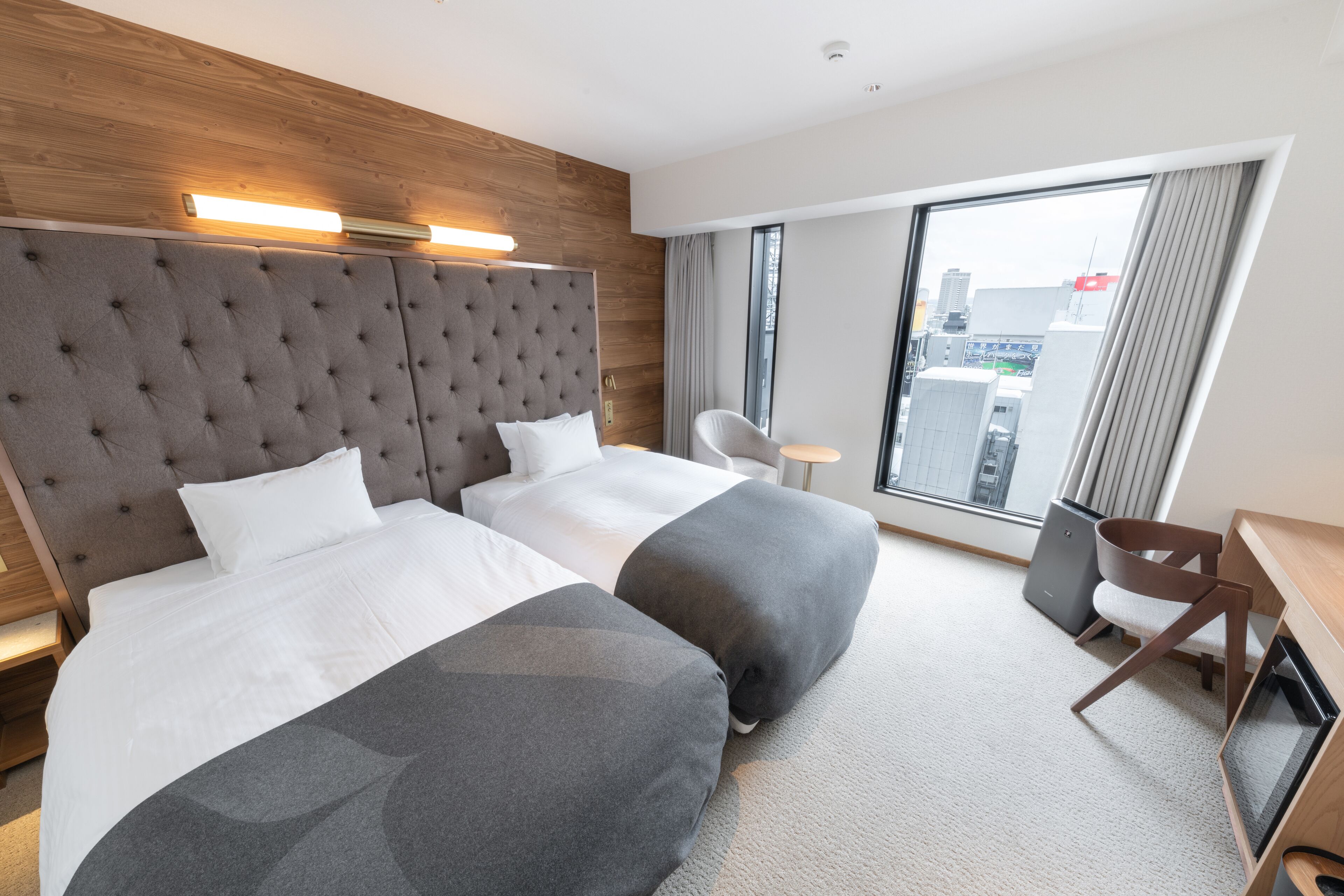 Quarto superior, para não fumantes, vista para a cidade (2 Twin Beds)