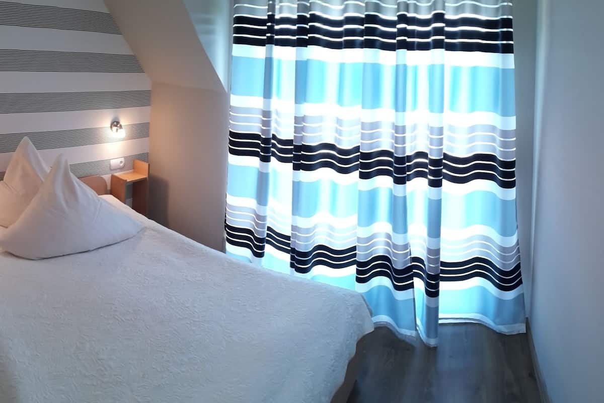Standard Suite, 1 Bedroom, Pool Access | 1 bedroom, hypo-allergenic bedding, blackout drapes, iron/ironing board