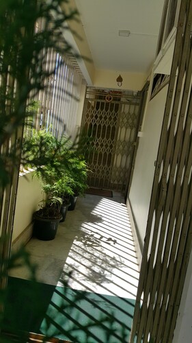 The Aura-live homely