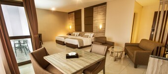 Hotel Gren Alia Tugu Tani