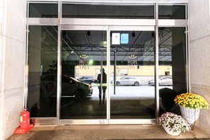 Entrada al alojamiento