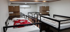 3 bedrooms, free WiFi - Comfort Stay Hostel (New Delhi)