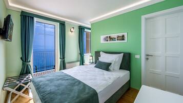 Einzelzimmer (203) | Minibar, Zimmersafe, Schreibtisch, VerdunkelungsvorhÀnge