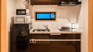 ํ์ฐ์ค (Private Vacation Home) | ์ ์ฉ ๊ฐ์ด ์ฃผ๋ฐฉ | ๋์ฅ๊ณ , ์ ์๋ ์ธ์ง, ์ฟกํ, ์ ๊ธฐ ์ฃผ์ ์
