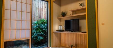 Casa (Private Vacation Home) | 1 dormitorio, espacio para trabajar con un portátil, wifi gratis