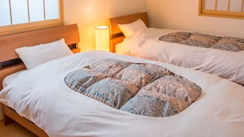Private Vacation Home | 1 bedroom, laptop workspace, free WiFi, bed sheets