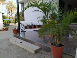Front of property - Mohan Villa Home Stay (Abu Road)
