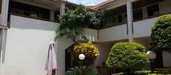 Zawadi Hotel