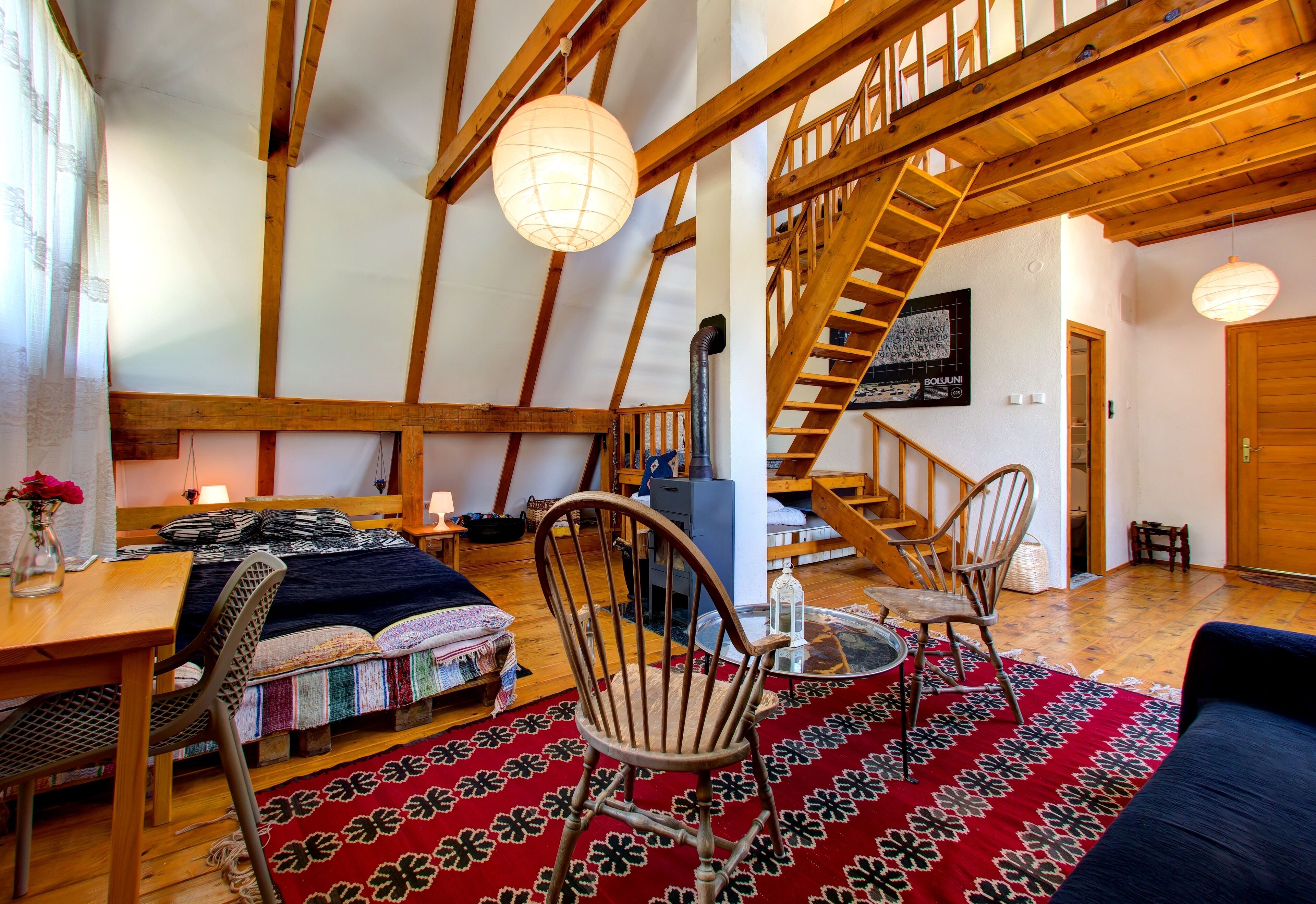 トラディショナル バンガロー | リビング エリア