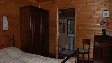 Chambre Triple, vue jardin | Draps fournis
