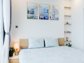 Studio, 1 phòng ngủ, quang cảnh hồ | Bộ đồ giường cao cấp, trang trí khác biệt 