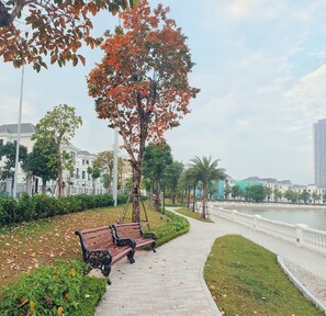 Garden - Vinhomes Green Bay Apartments (Hanoi)