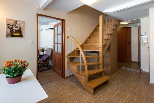 Interior - KrakowRentals - Lucky 13 (Kraków)