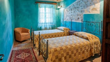 2 chambres, bureau, Wi-Fi gratuit, draps fournis