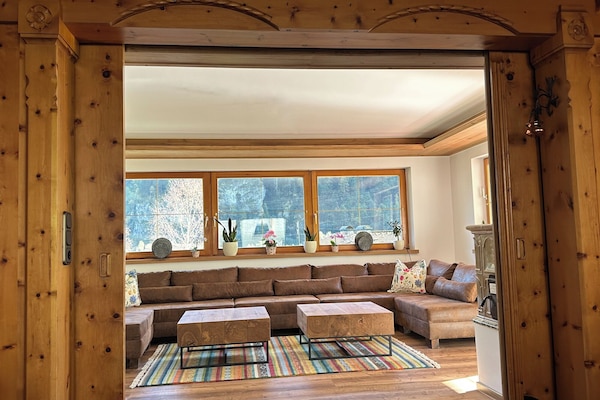 Apartment, 4 Bedrooms, Balcony (incl. Cleaning Fee 150€) | Living area | TV