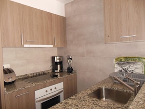 Fridge, microwave, oven, dishwasher - CANIGOU 32-HUT2-006150- 10 M FROM SLOPES (PAS DE LA CASA)