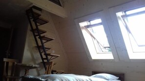 Kamar Quadruple Klasik | Seprai linen