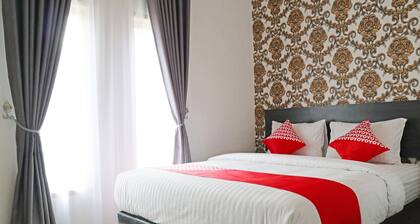 OYO 1185 Sachila Residence Syariah