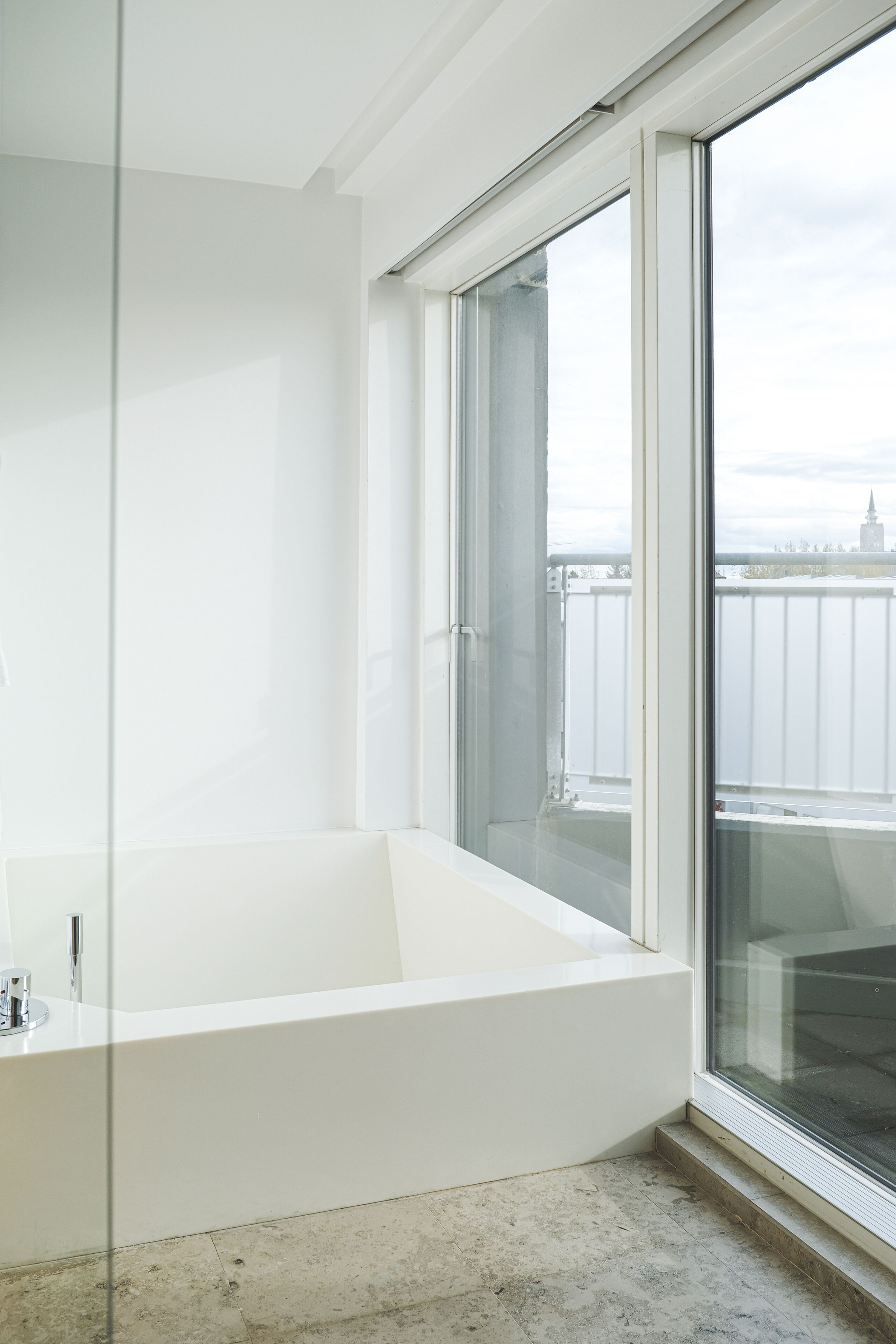 Exclusive Penthouse, 3 Bedrooms | Bathroom | Free toiletries, hair dryer, towels, soap