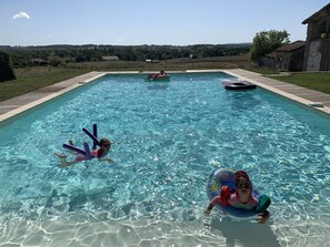 Outdoor pool - Holiday Manoir 14x7m pool, walking distance & views to stunning medieval village (Monflanquin)