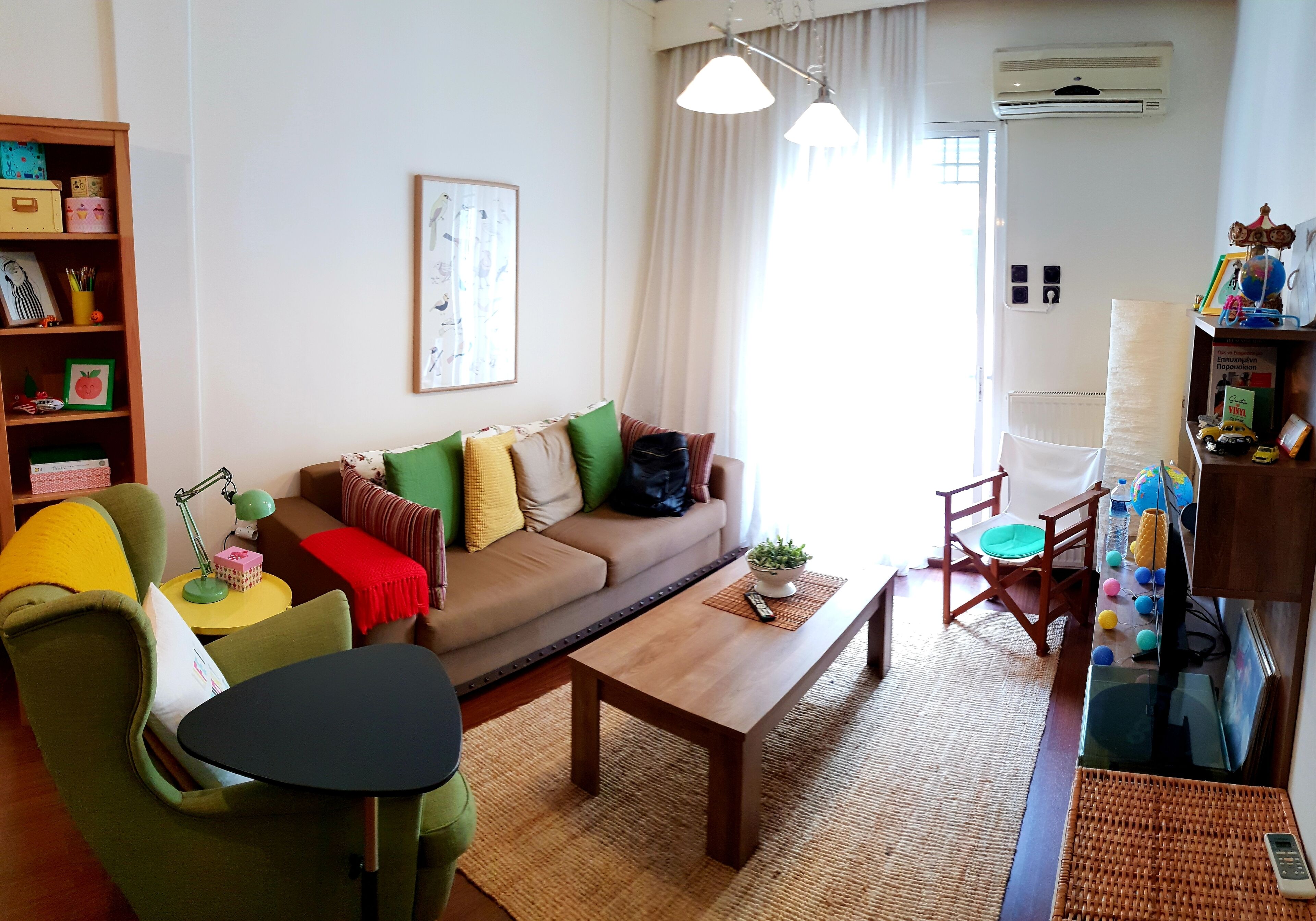 Apartment | Living area | Flat-screen TV, DVD player